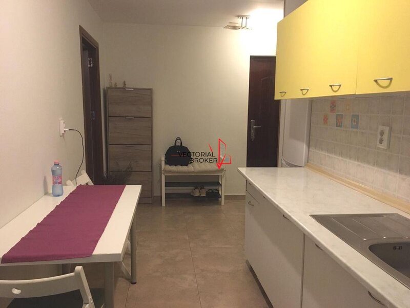 Colentina, Maior Vasile Bacila, apartament decomandat, et. 1/4, reabilitat.