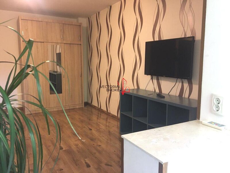 Colentina, Maior Vasile Bacila, apartament decomandat, et. 1/4, reabilitat.